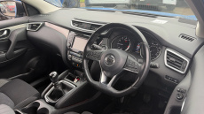 Nissan Qashqai 1.3 DiG-T N-Connecta 5dr Petrol Hatchback